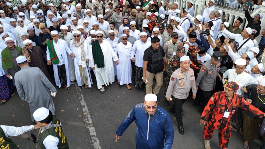 Polres Gresik Perkuat Layanan Pengamanan bagi Jamaah Haul